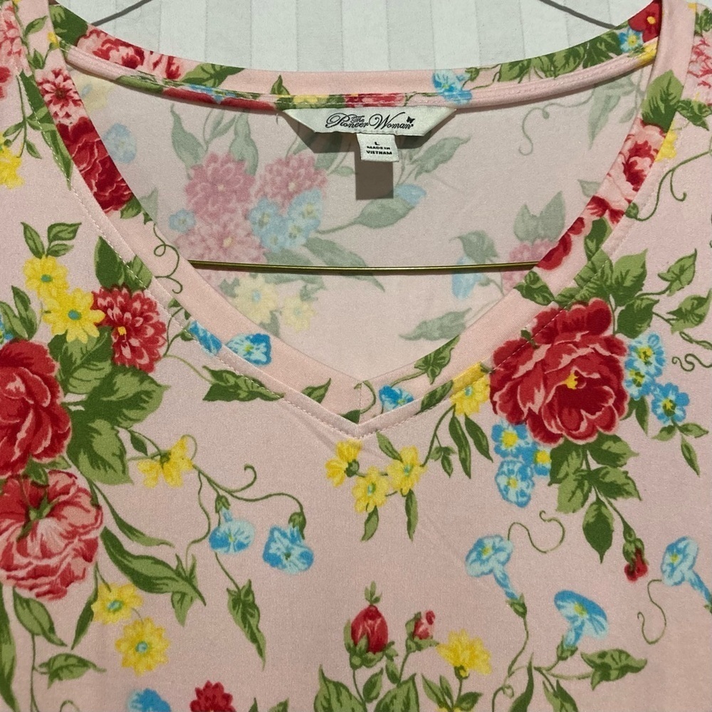The Pioneer Woman NWT Pink Floral 3/4 Sleeve Blouse, size Large - Picture 6 of 8